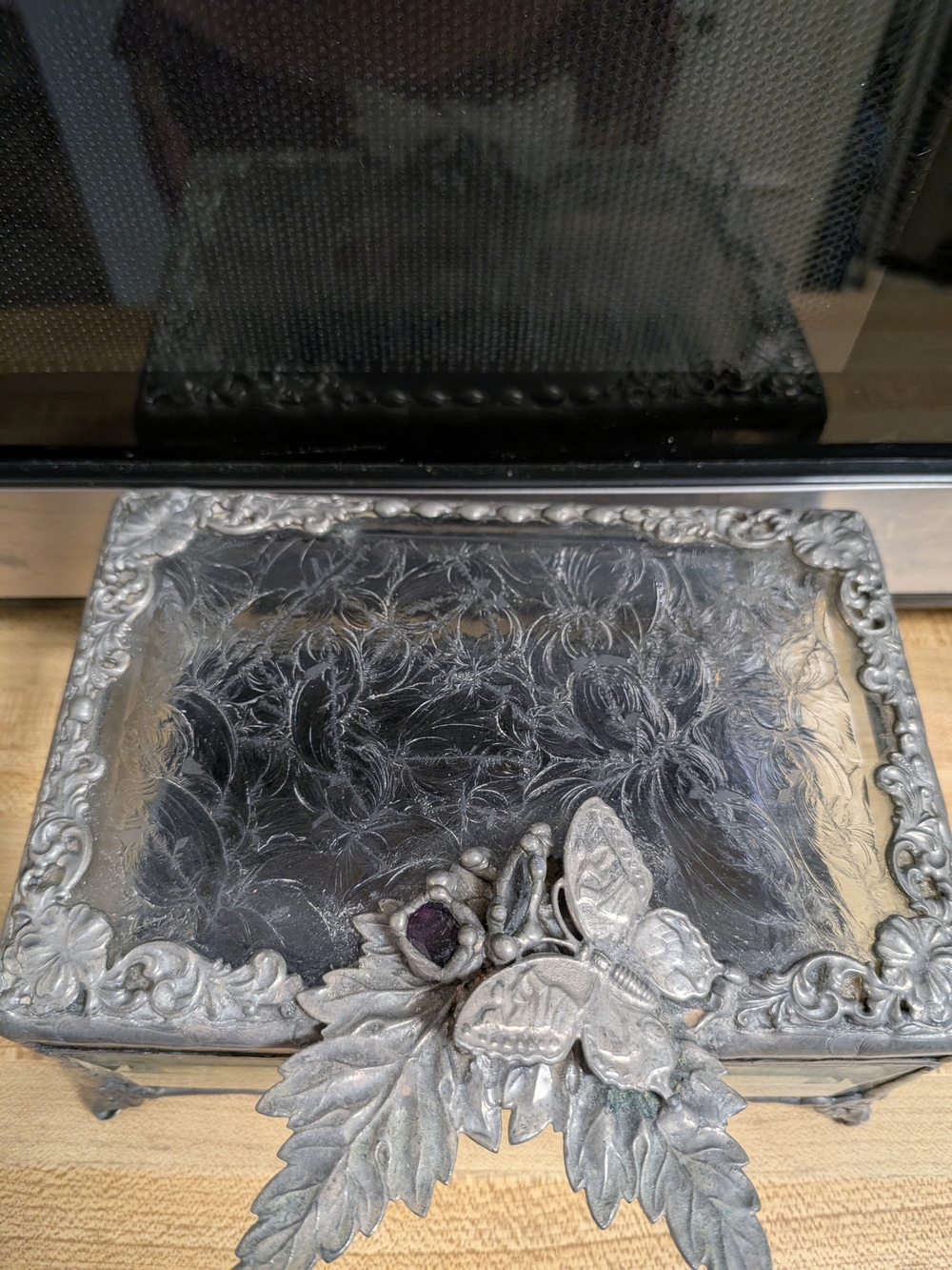 Blue Skies Pewter/Frosted Glass Jewelry Box